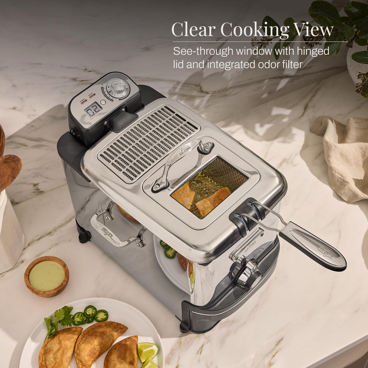 Electric Deep Fryer with Basket and Lid, Stainless Steel, 1700W W2759