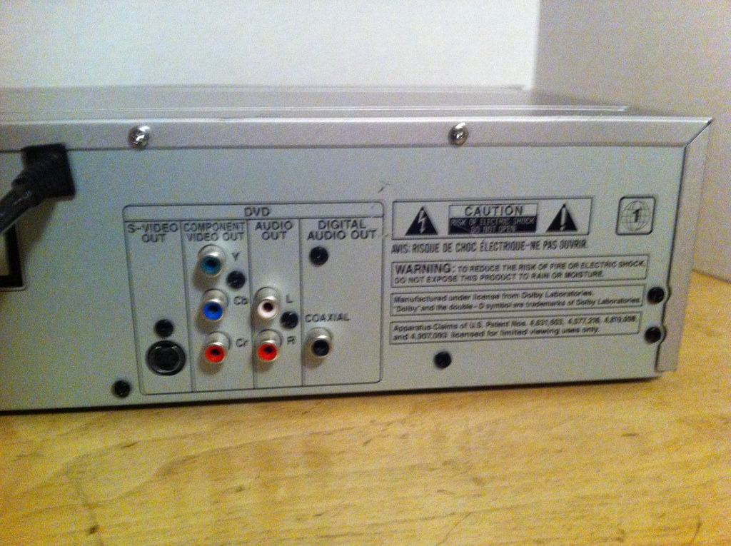 Video Cassette Recorder DVD Player D1553