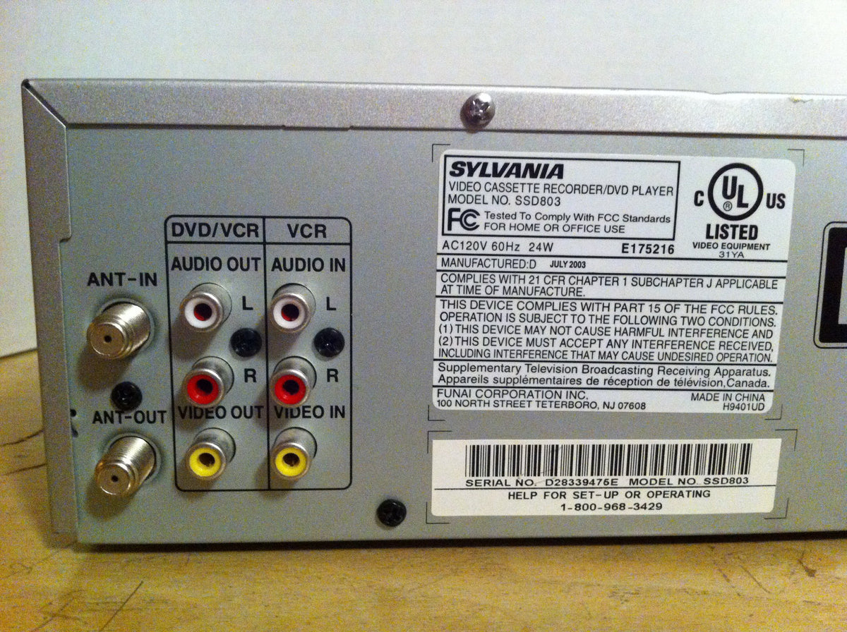 Video Cassette Recorder DVD Player D1553